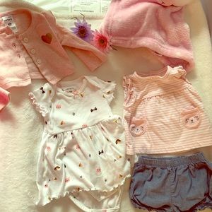 Set of 4 items. Girls Newborn.